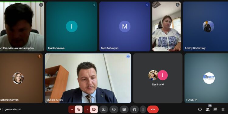 Як примусити агресора платити?